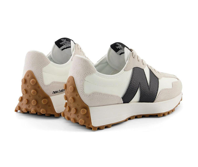 NEW BALANCE WOMEN'S CLASSIC SNEAKERS (UNISEX)